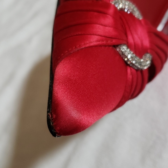 Red satin Aldo pointy toe pumps with rhinestones - Picture 6 of 6